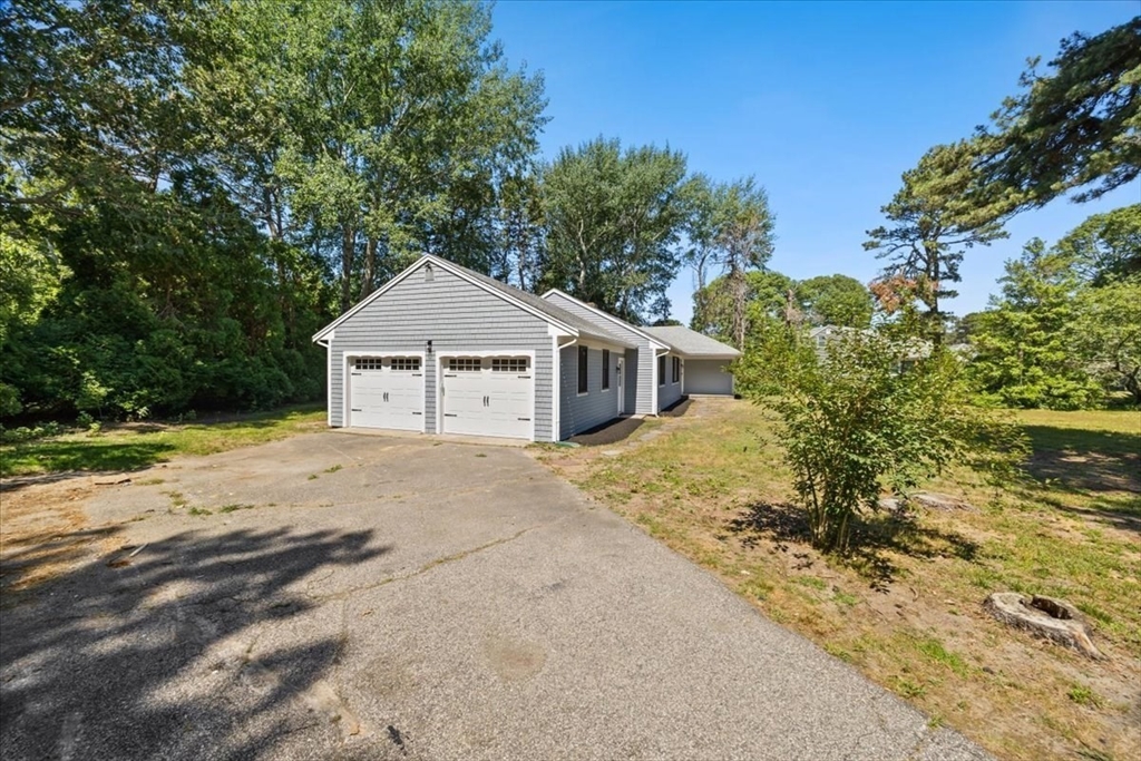 33 Runestone Rd Property Photo 34