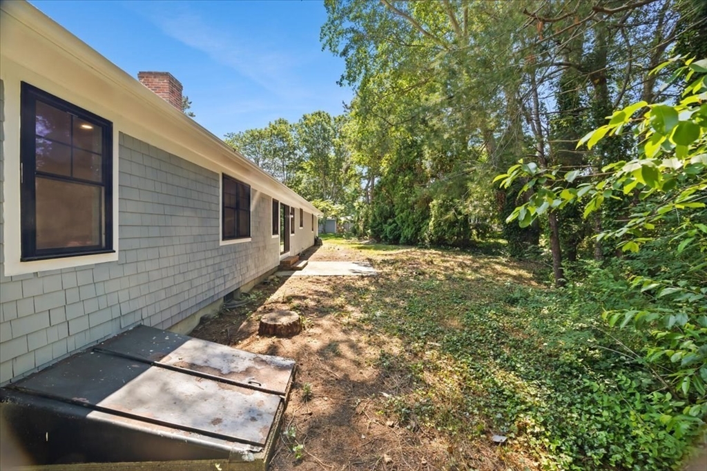 33 Runestone Rd Property Photo 35