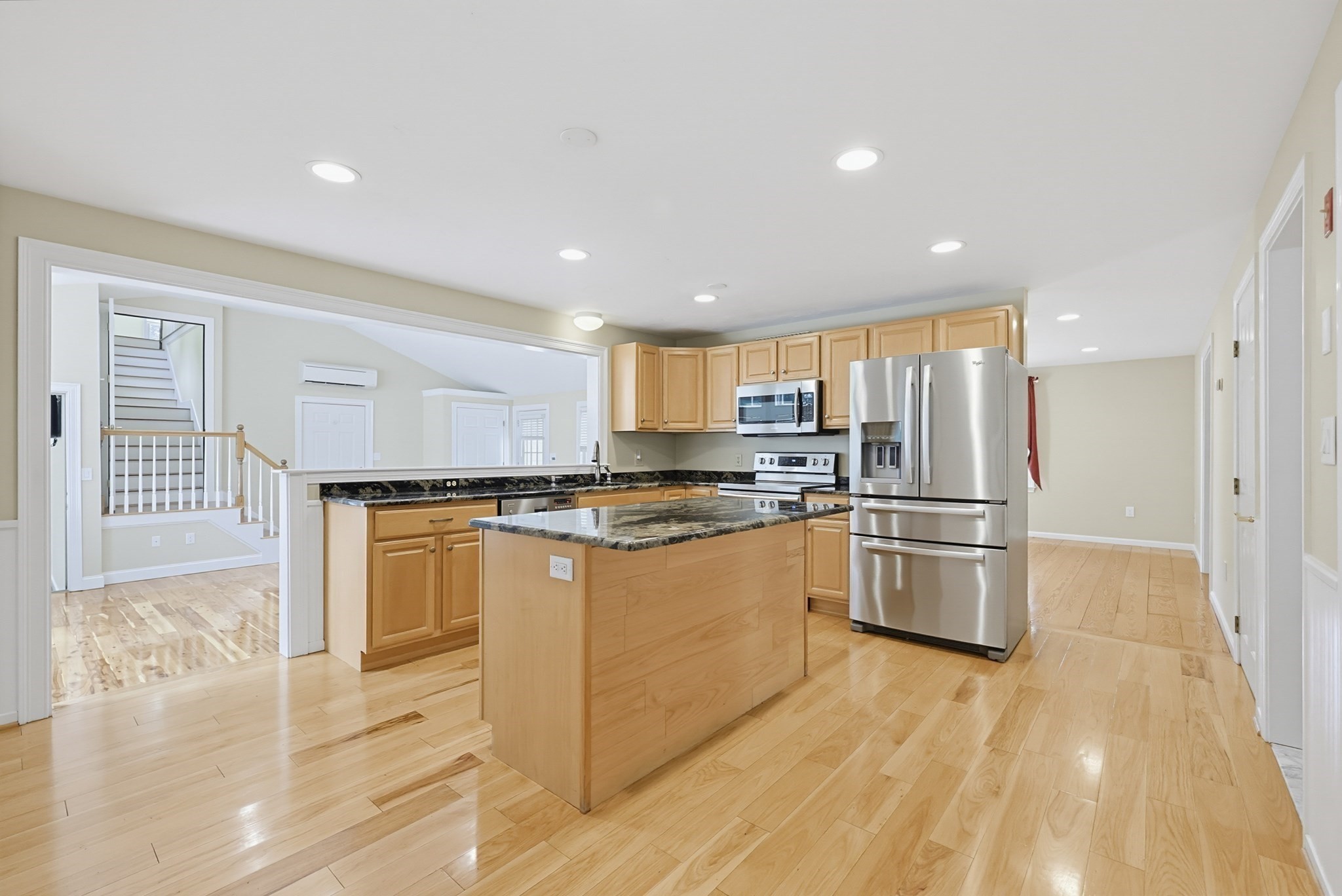 9 Northville Ave Property Photo 11