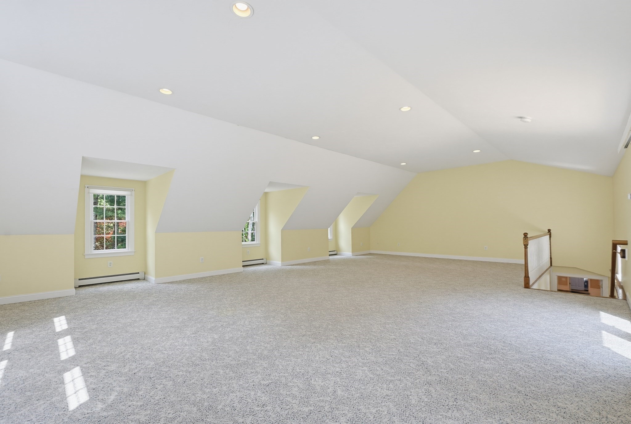 9 Northville Ave Property Photo 19