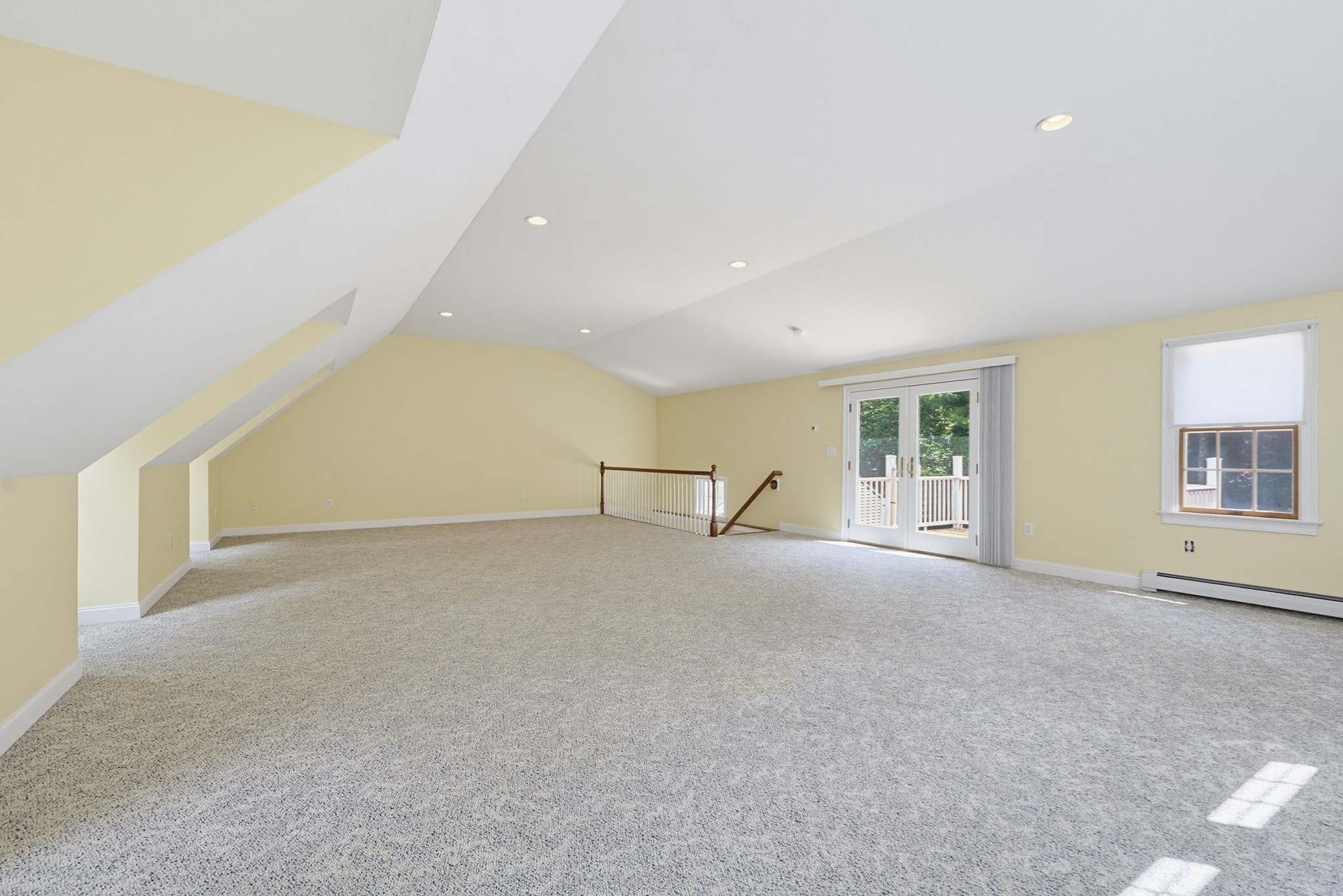 9 Northville Ave Property Photo 20