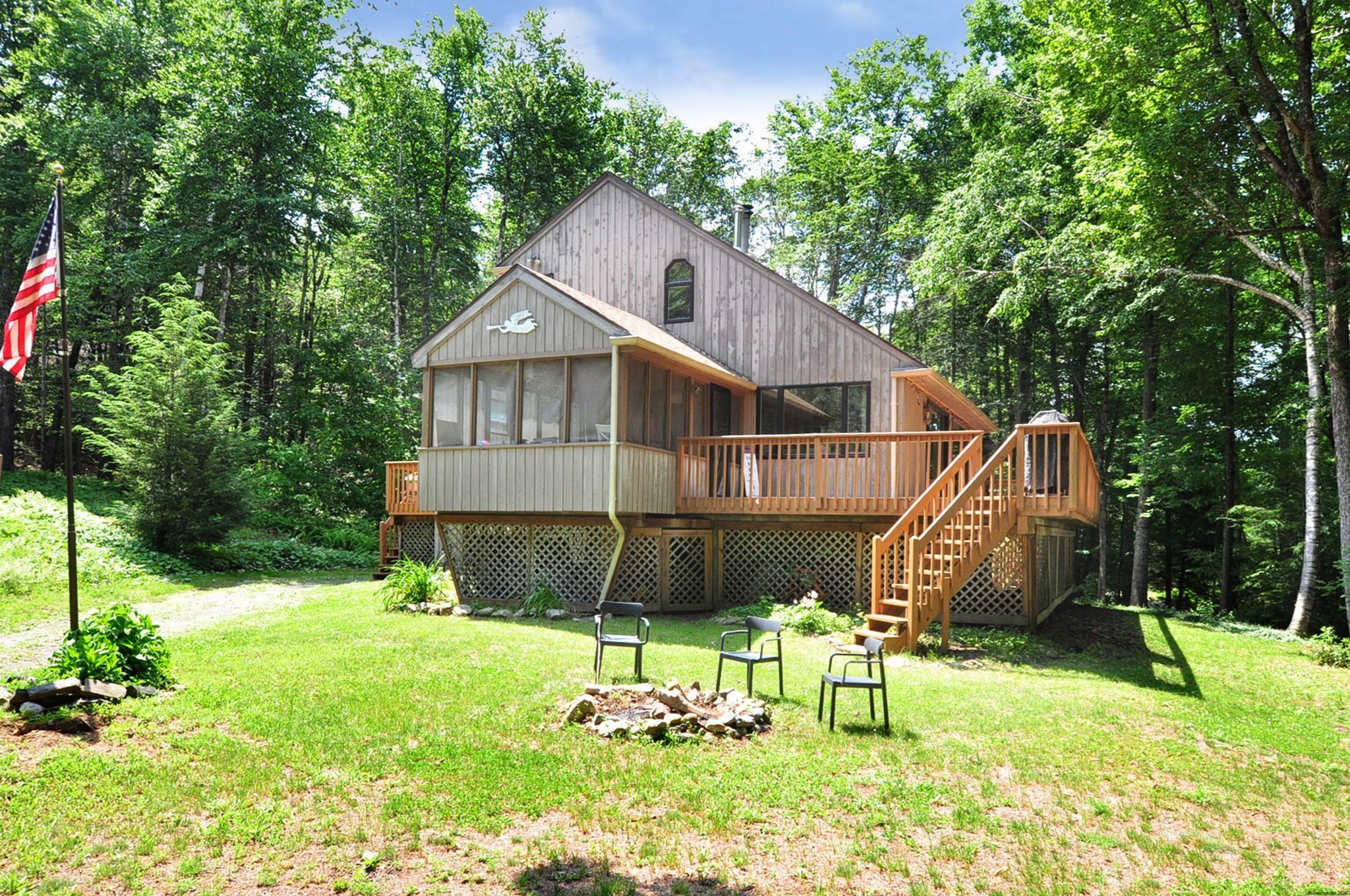 154 Brook Ln Property Photo 3