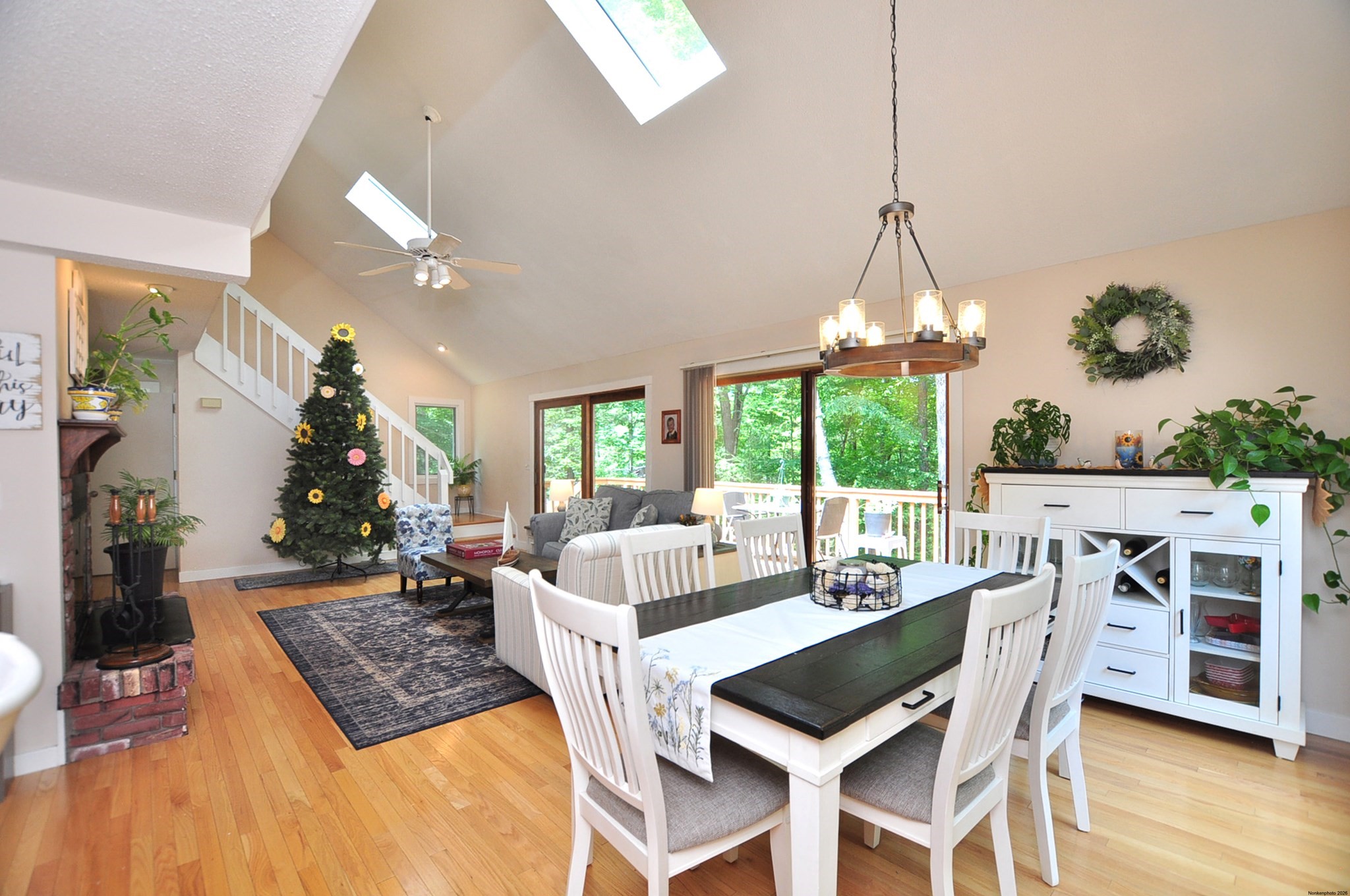 154 Brook Ln Property Photo 7