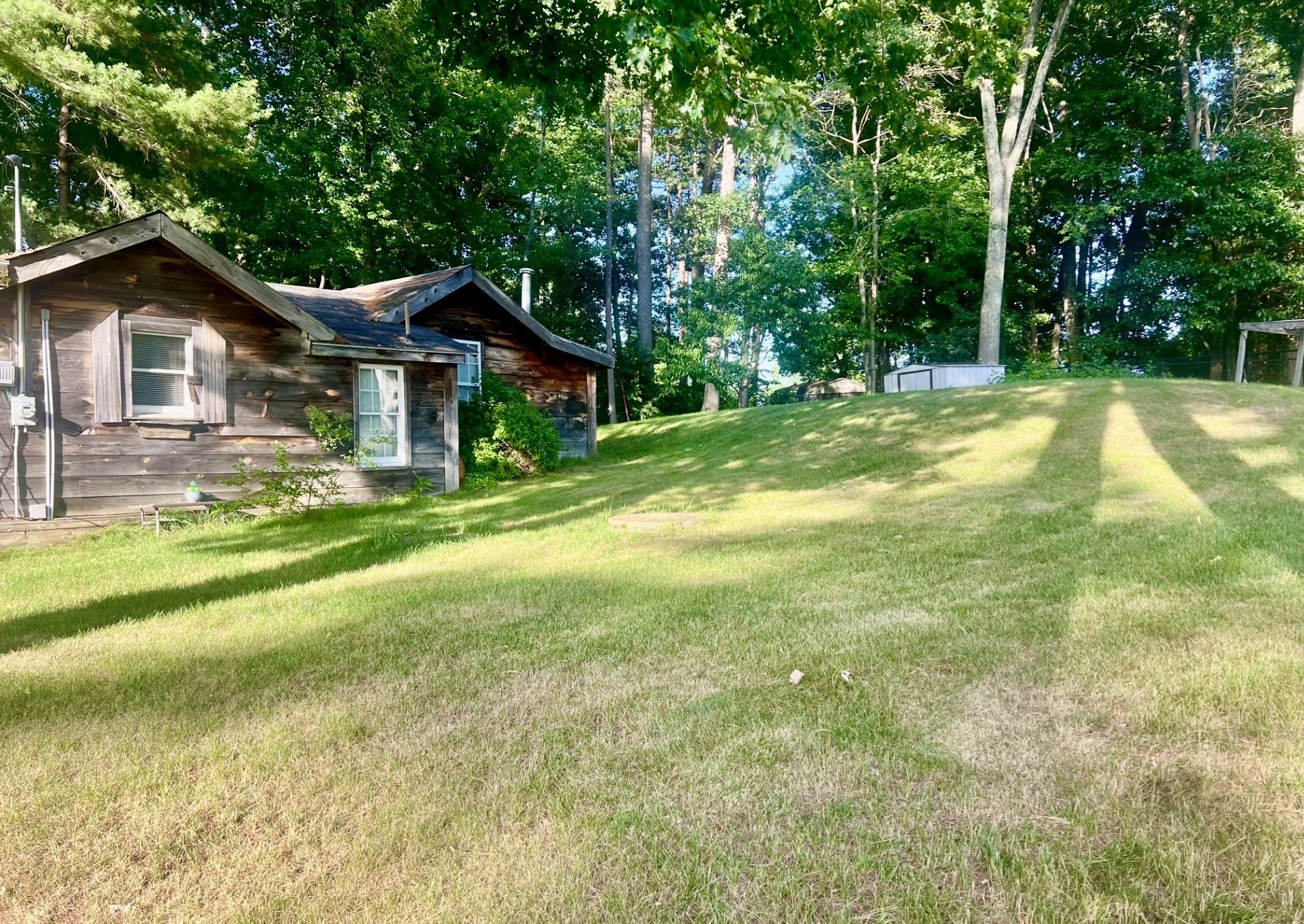 131 Gleason Ave Property Photo 3