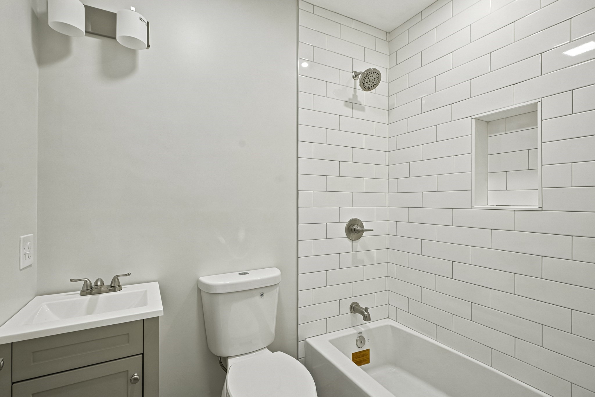 4 Mayhew St Side Property Photo 13