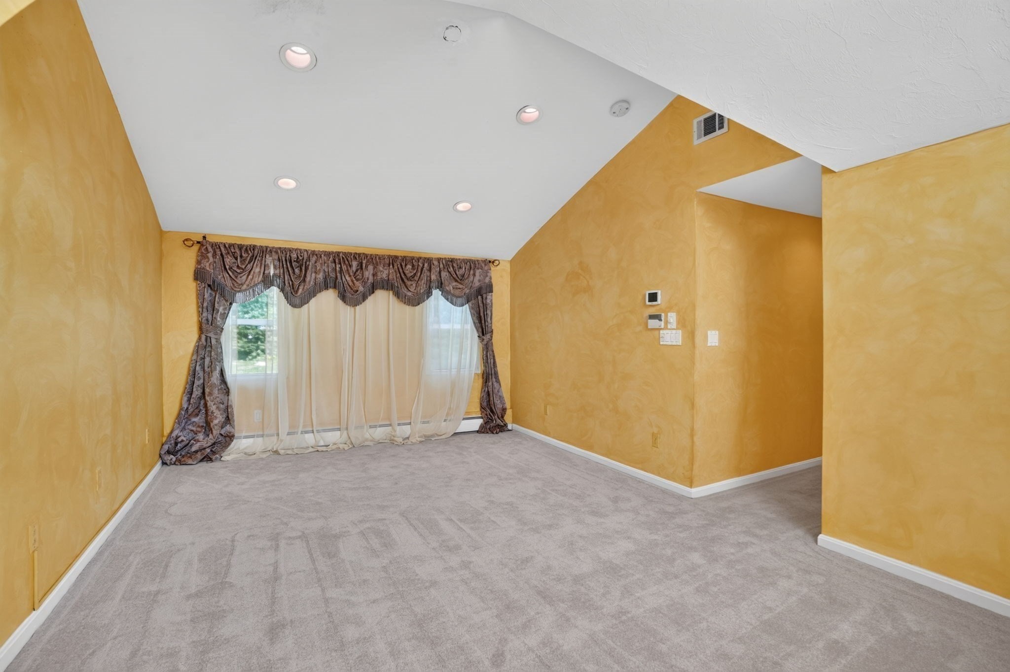 115 Pond St Property Photo 31