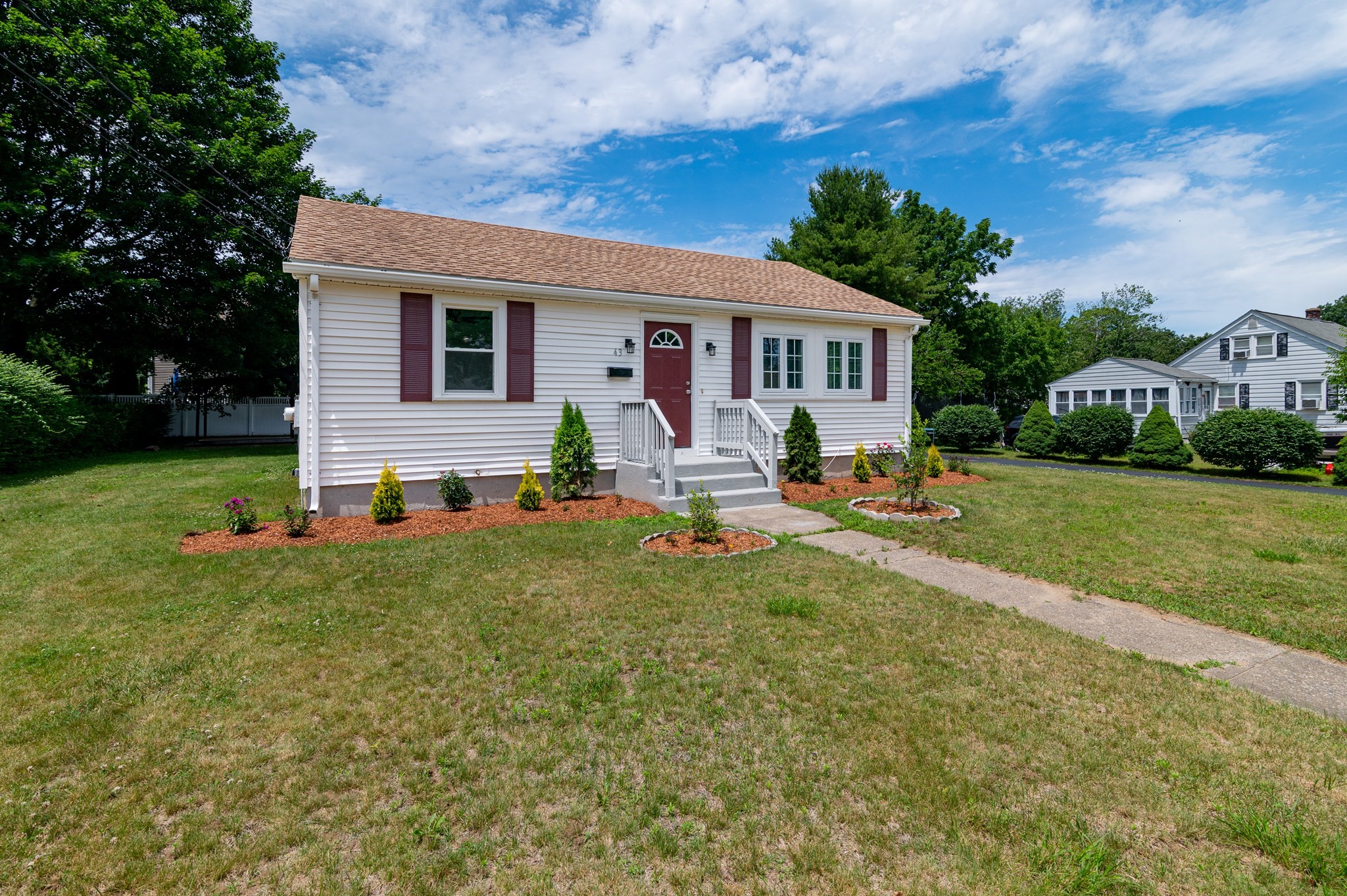 43 Chestnut Avenue Property Photo 3
