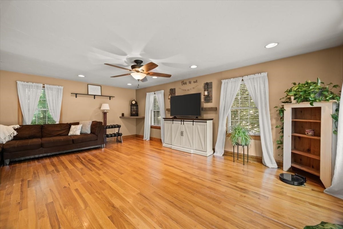 20 Worcester Street Property Photo 9