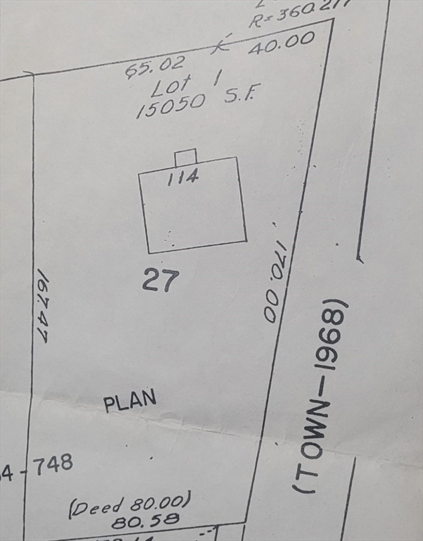 114 Parish Rd Property Photo 1