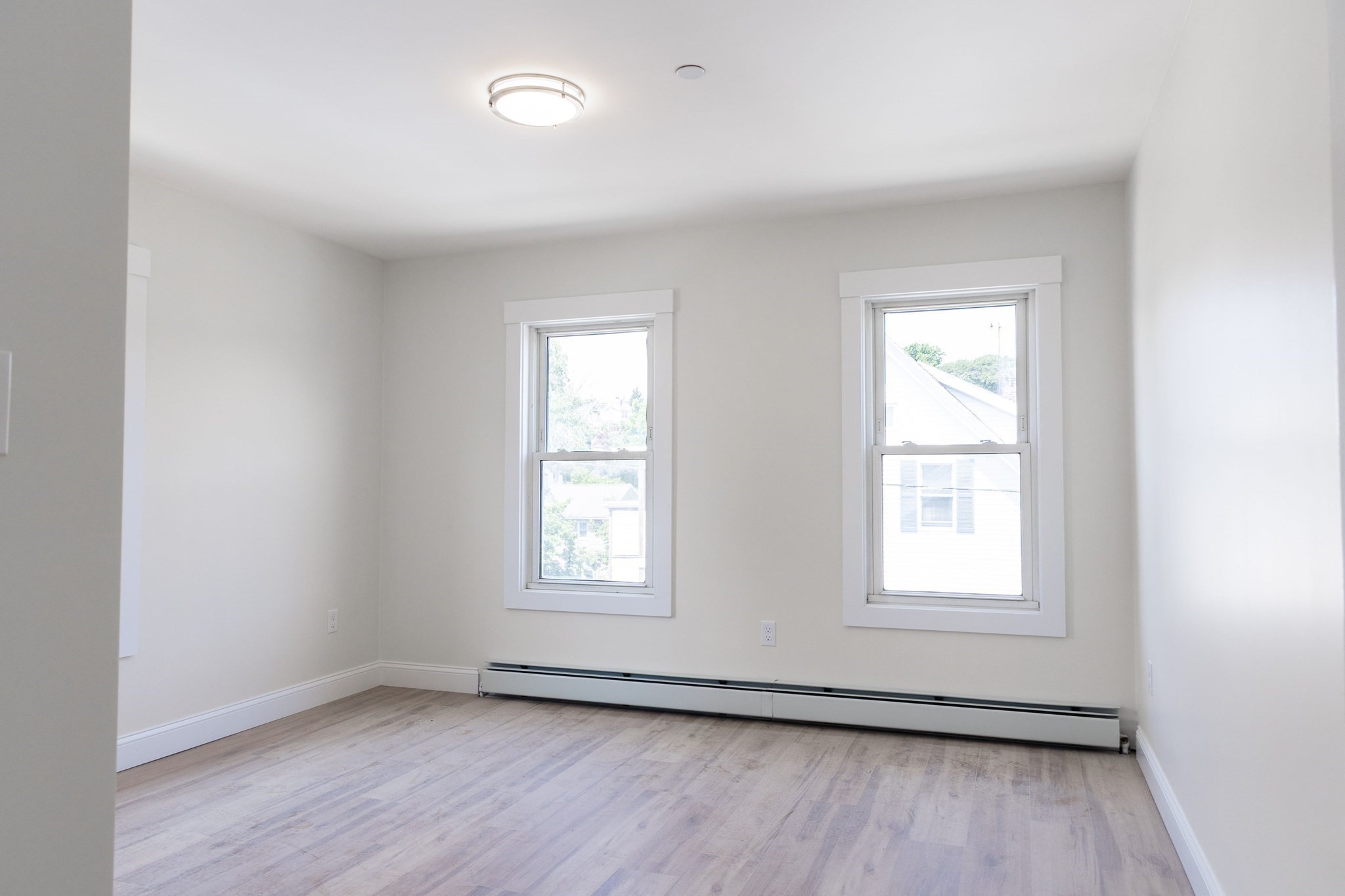 71 Friend St Property Photo 6
