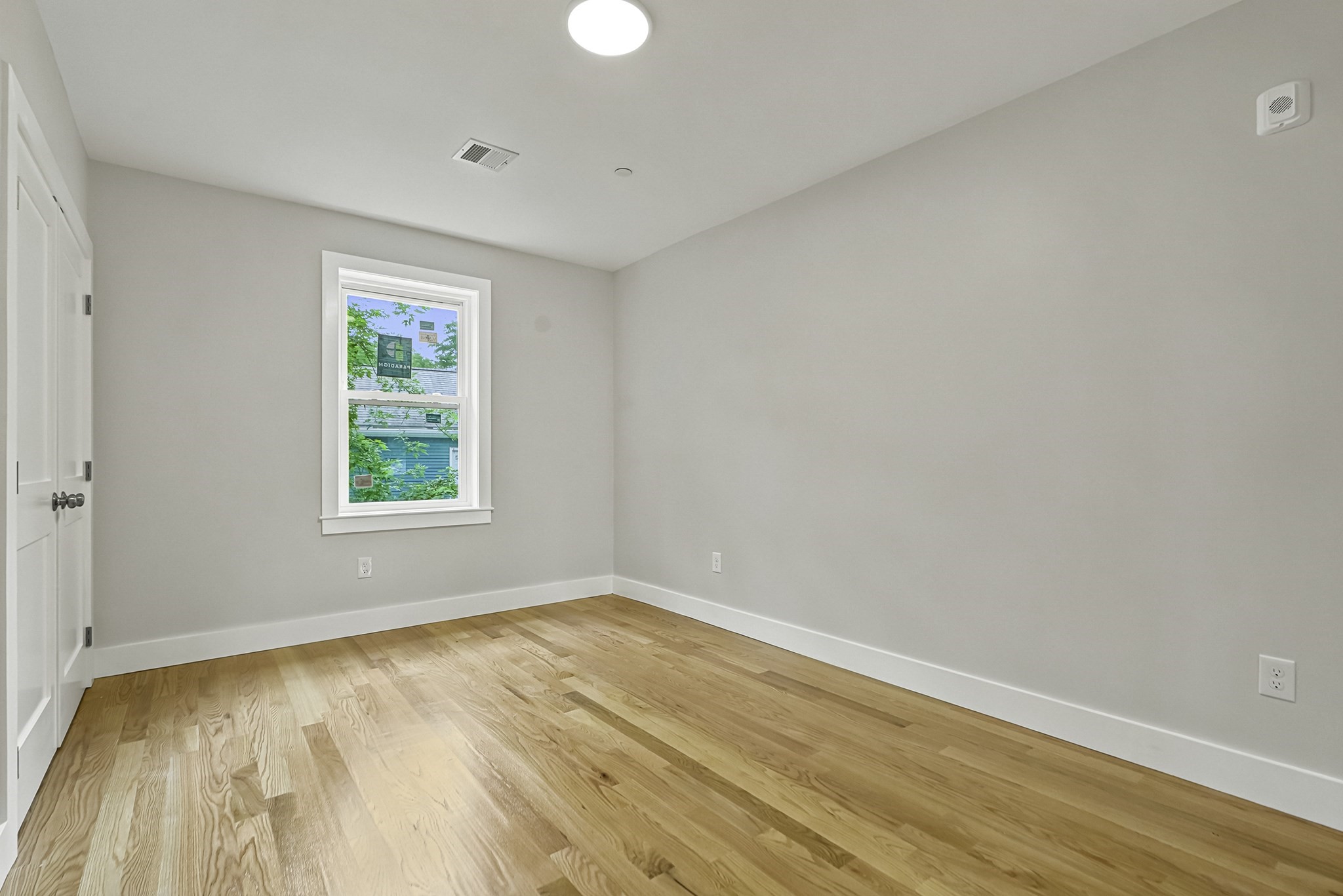 4 Mayhew St Property Photo 36