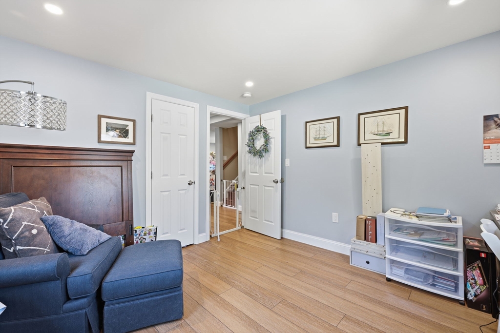 18 Tremont St Property Photo 17