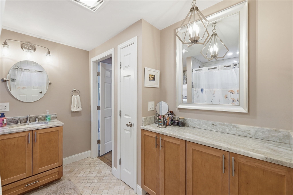 18 Tremont St Property Photo 25
