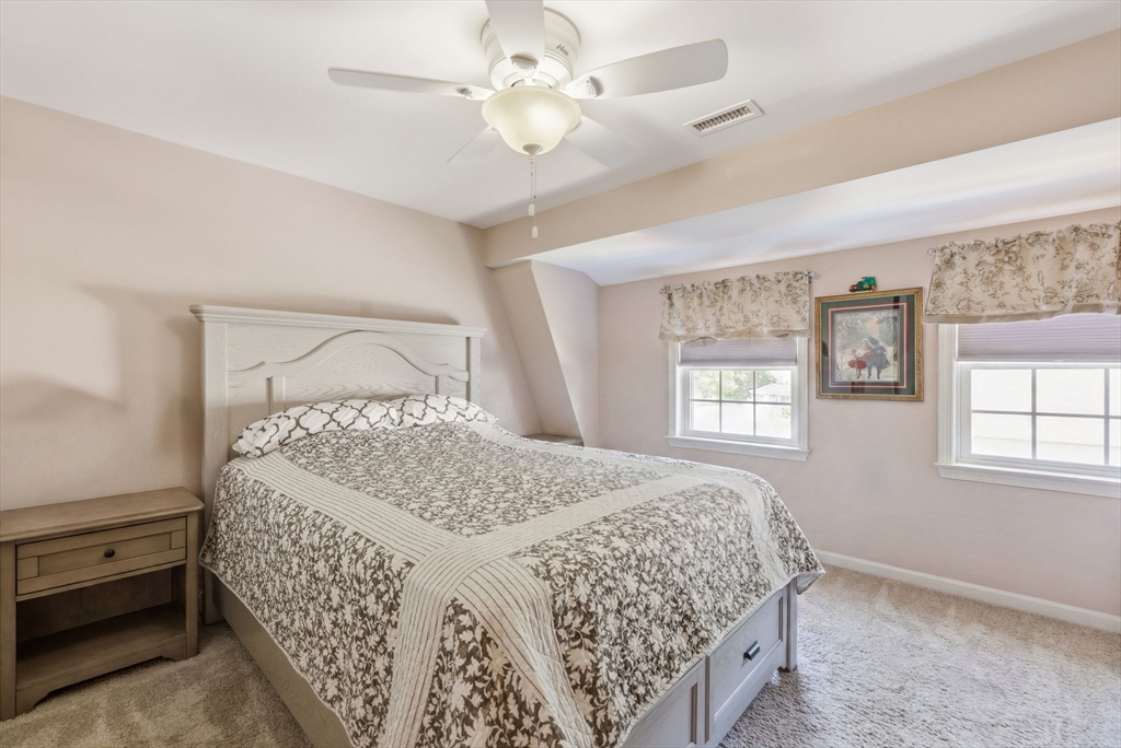 18 Tremont St Property Photo 26