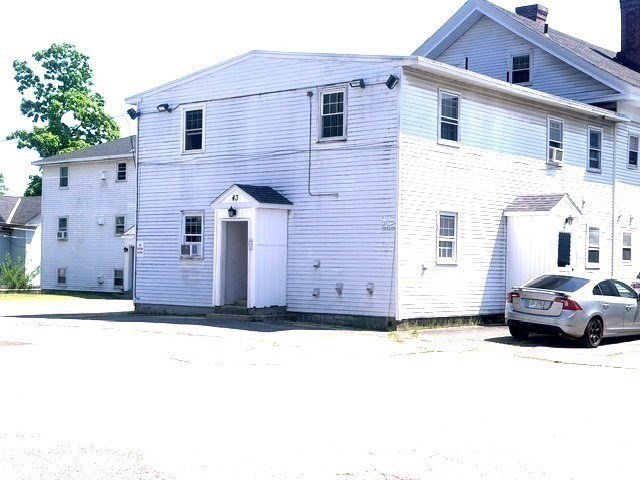 43 Hamilton St # 25 Property Photo 14