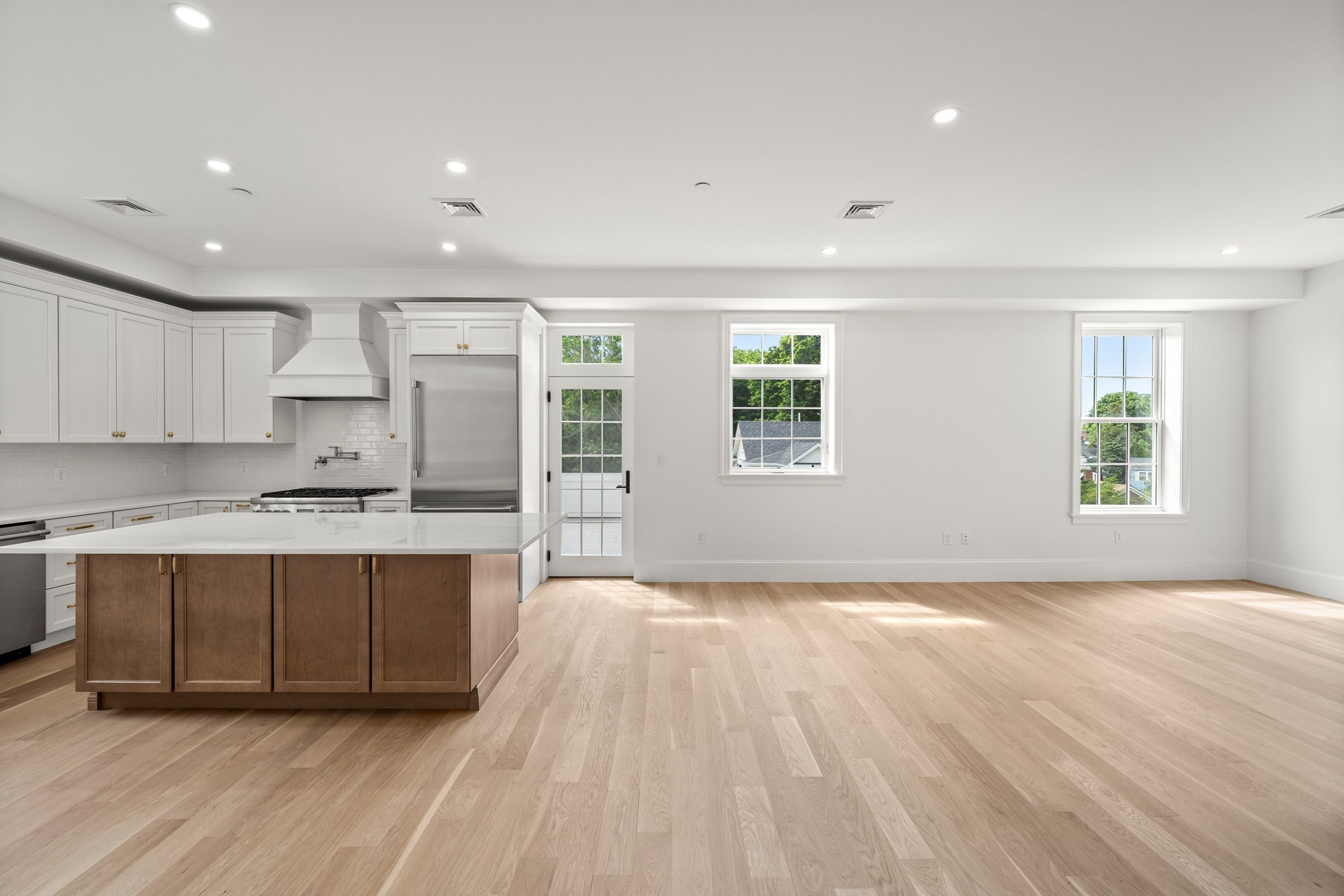 64 Pleasant Street # B Property Photo 2