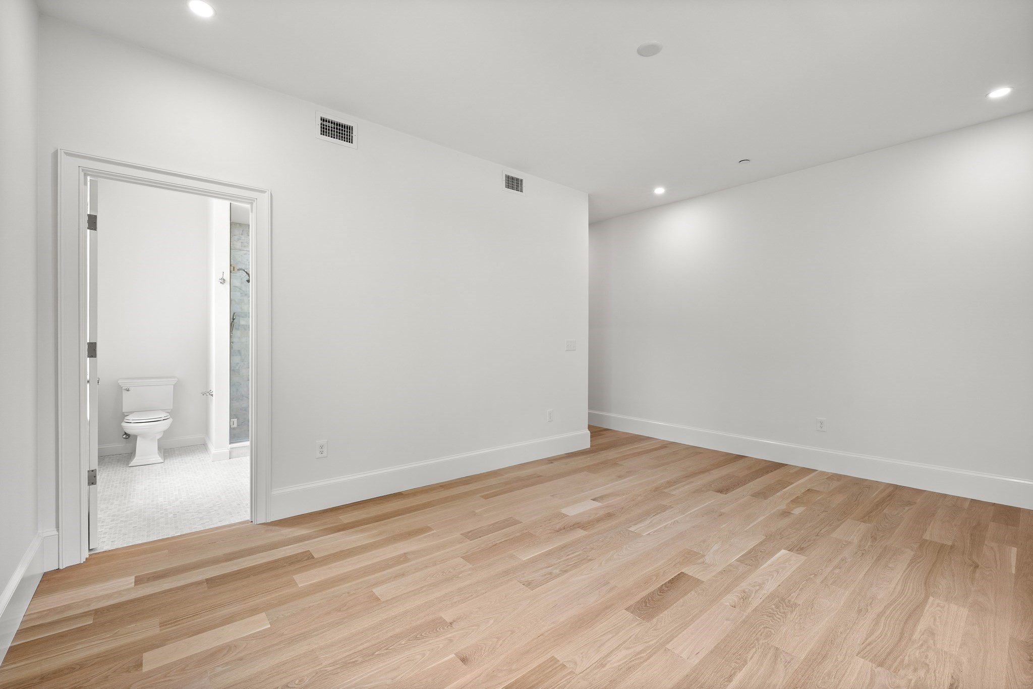64 Pleasant Street # B Property Photo 32