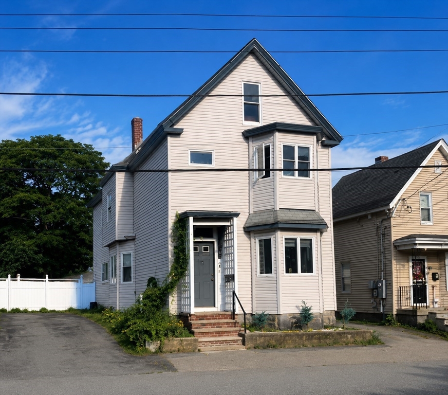 10 Payton St Property Photo 2