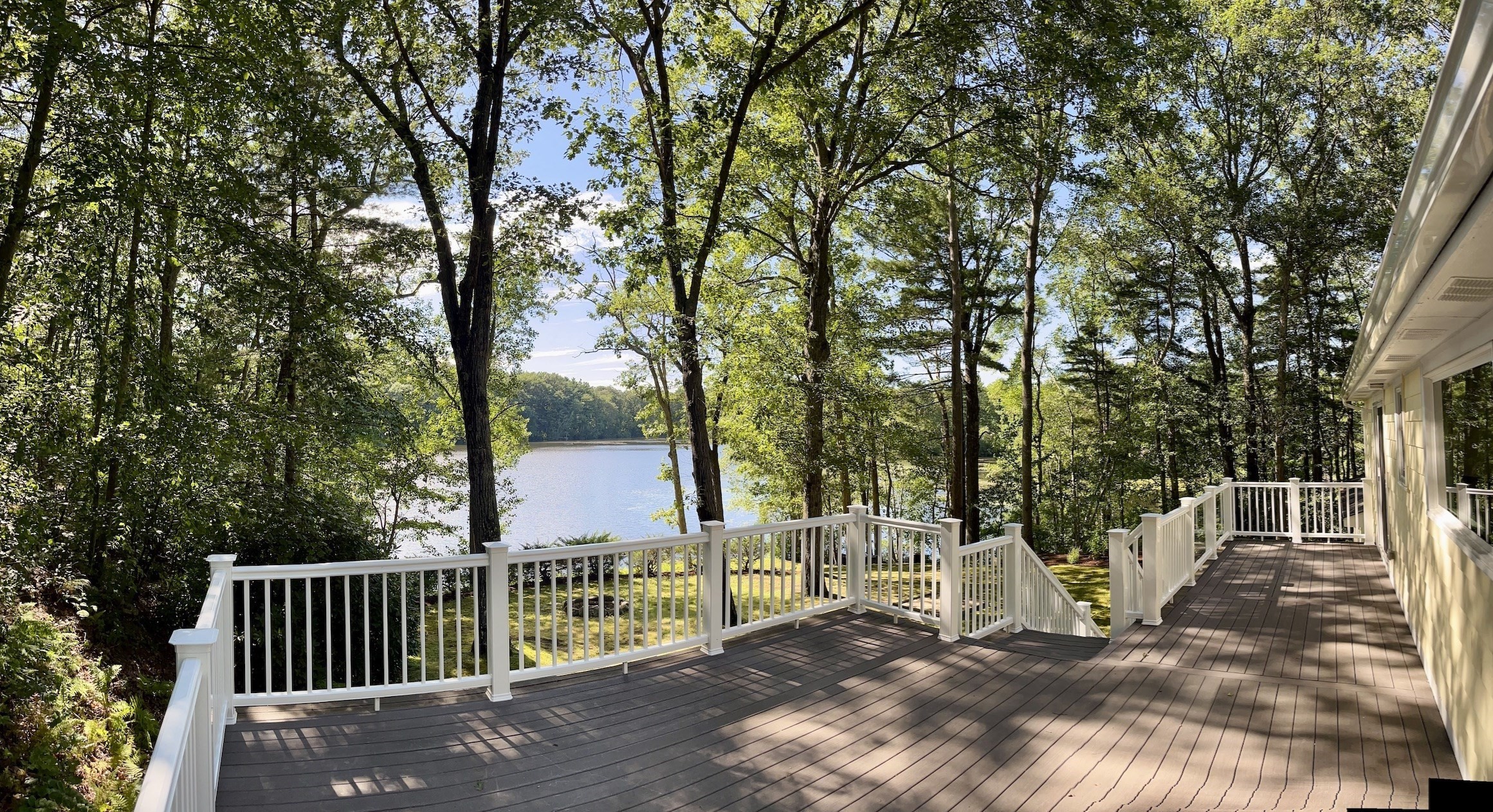 70 Beach St Property Photo 1