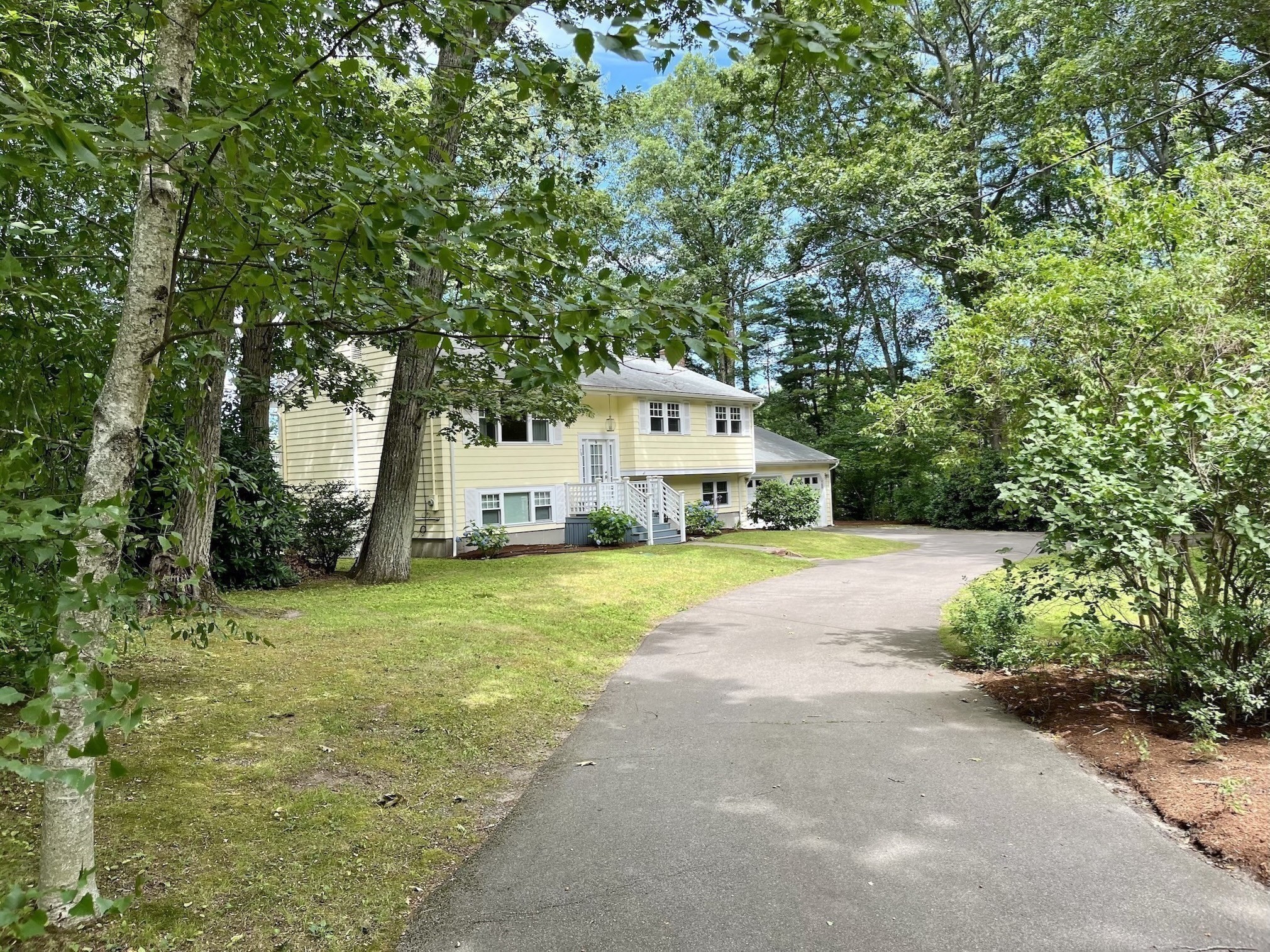 70 Beach St Property Photo 5
