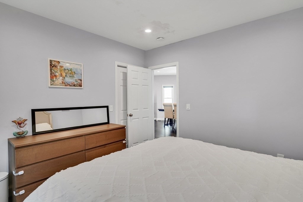 11 Lexington St # 11 Property Photo 6