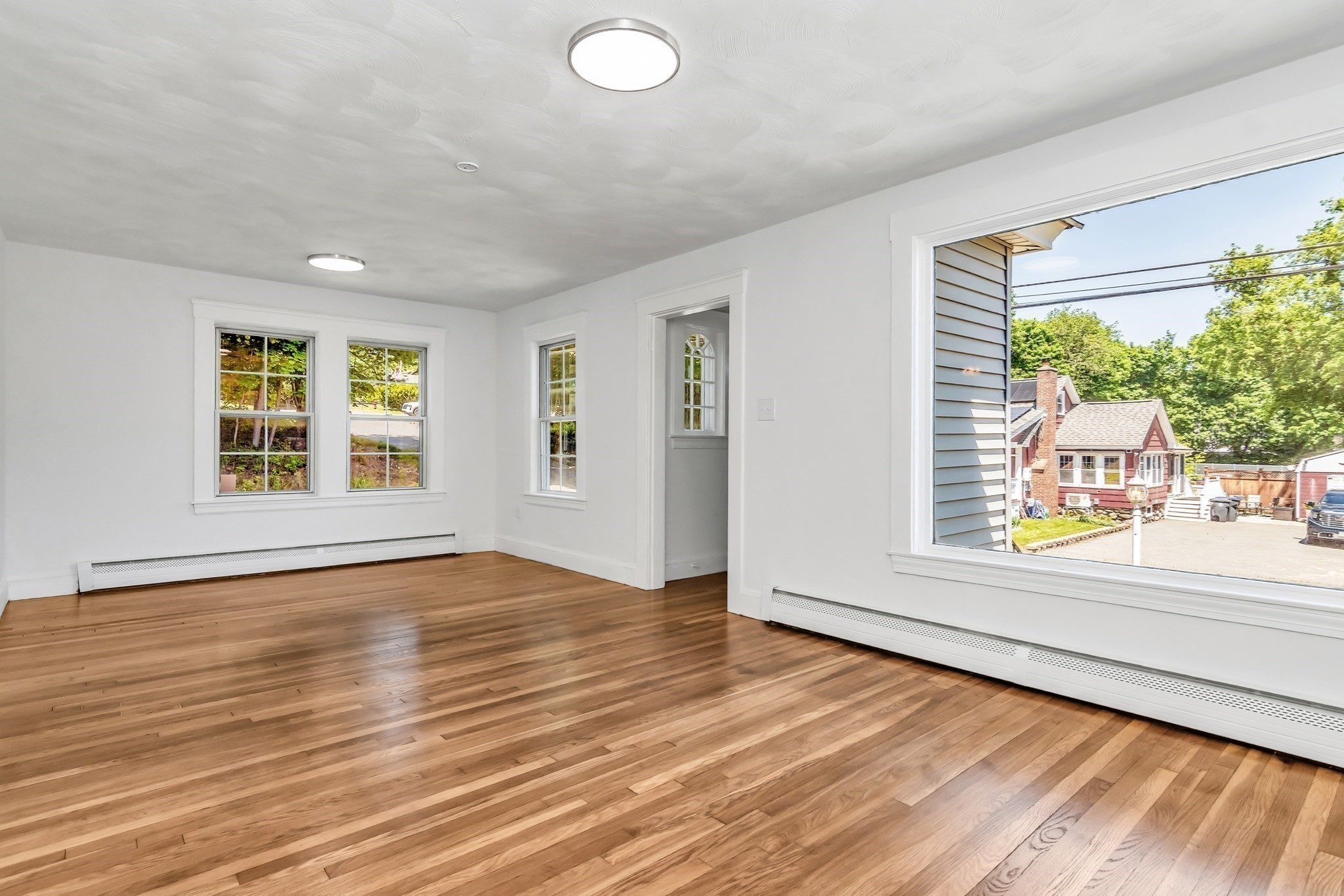4 Capitol Street Property Photo 2