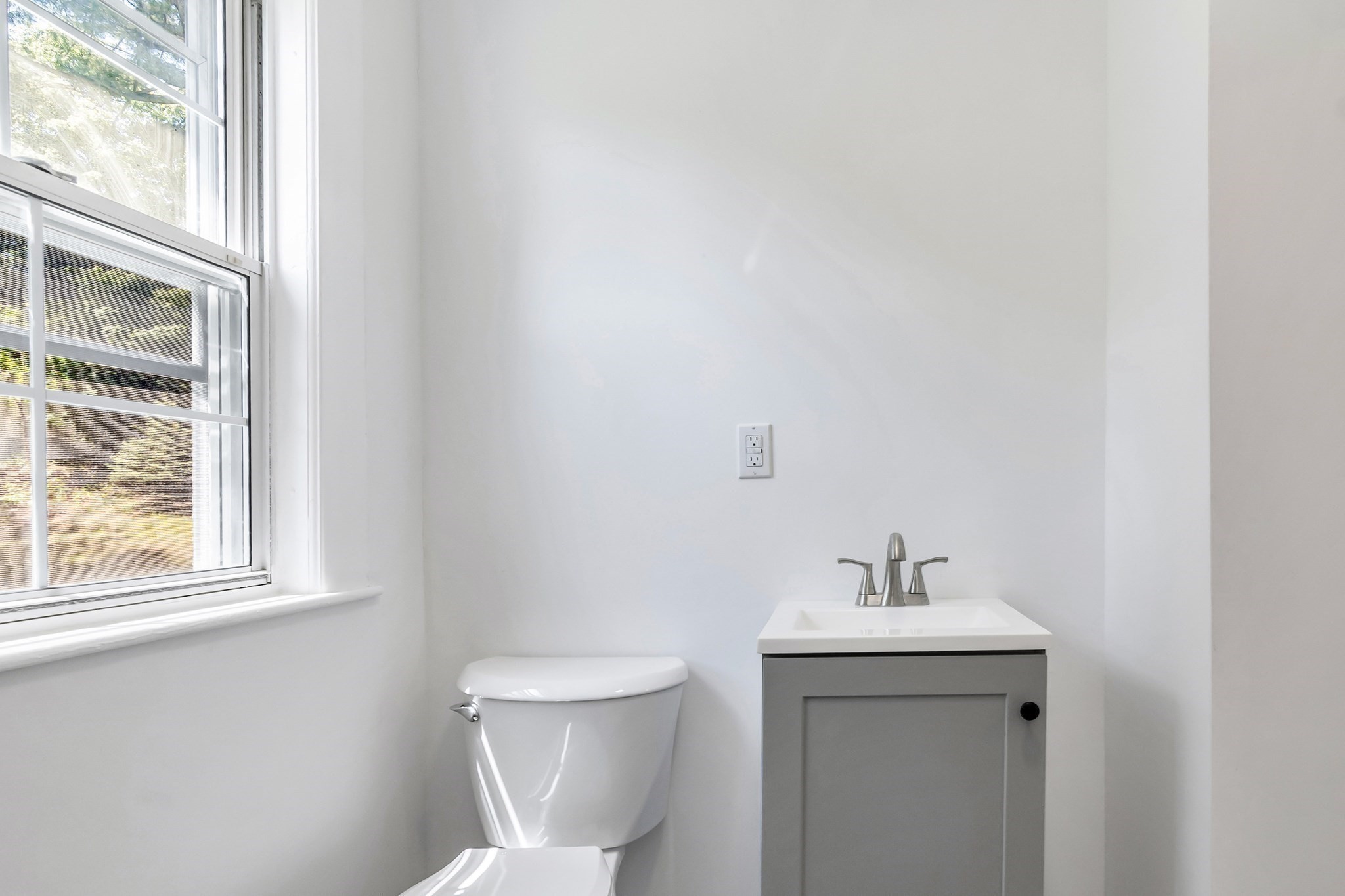 4 Capitol Street Property Photo 17