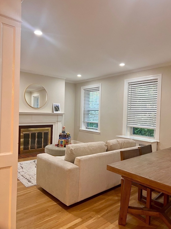 313 Tappan St # 3 Property Photo 6