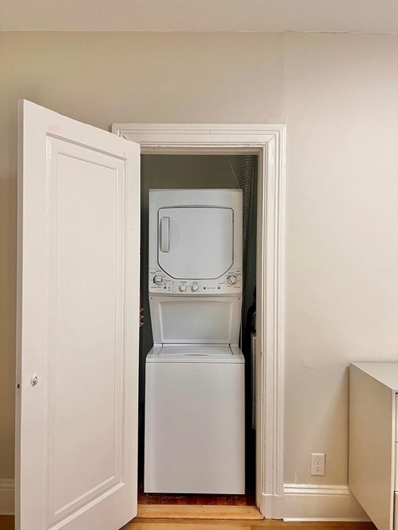313 Tappan St # 3 Property Photo 13