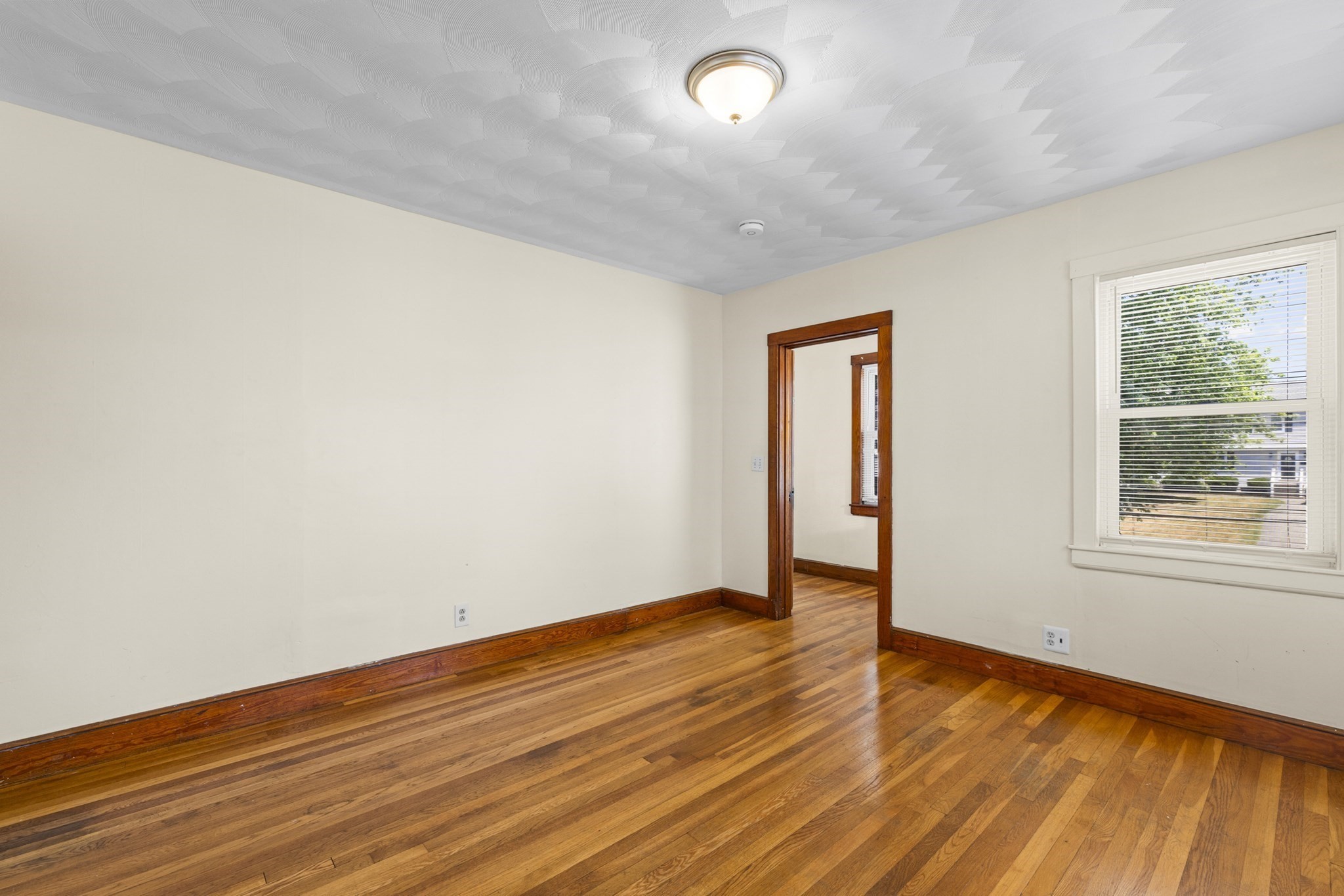 52 Chesterfield Property Photo 9