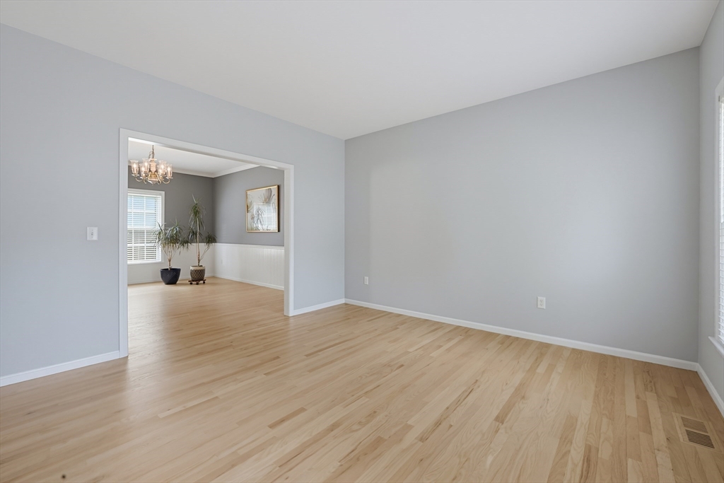 13 Paddock Property Photo 12