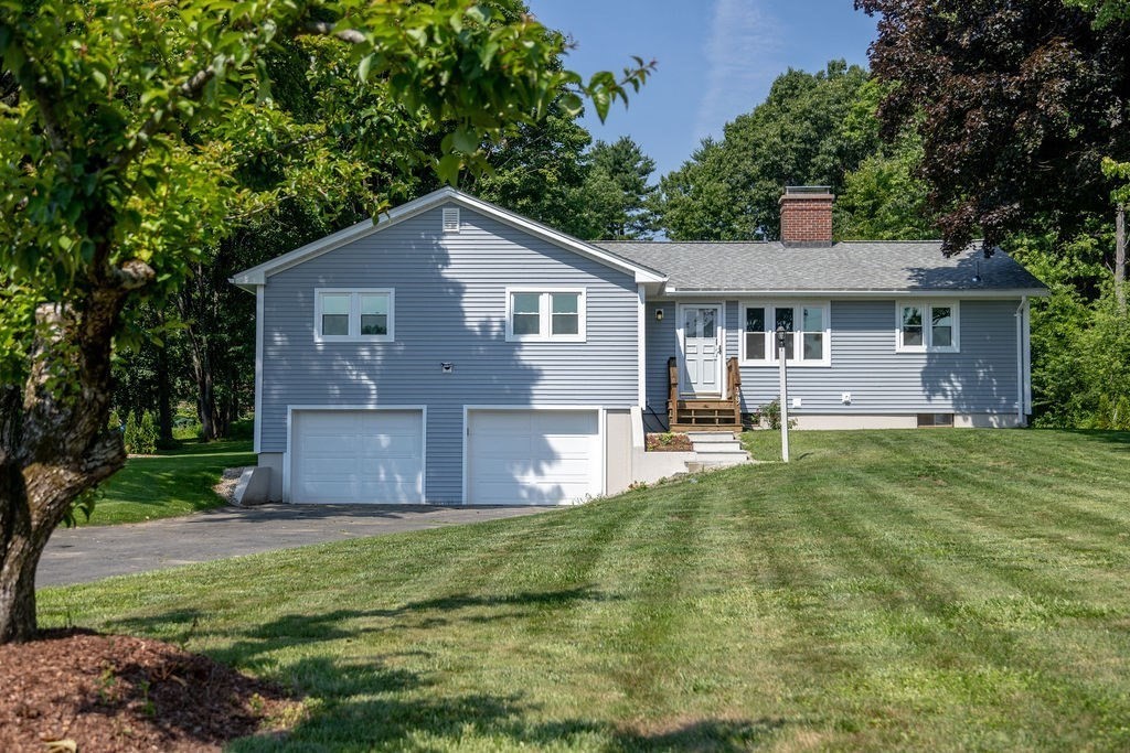 49 Sawmill Plain Road Property Photo 1