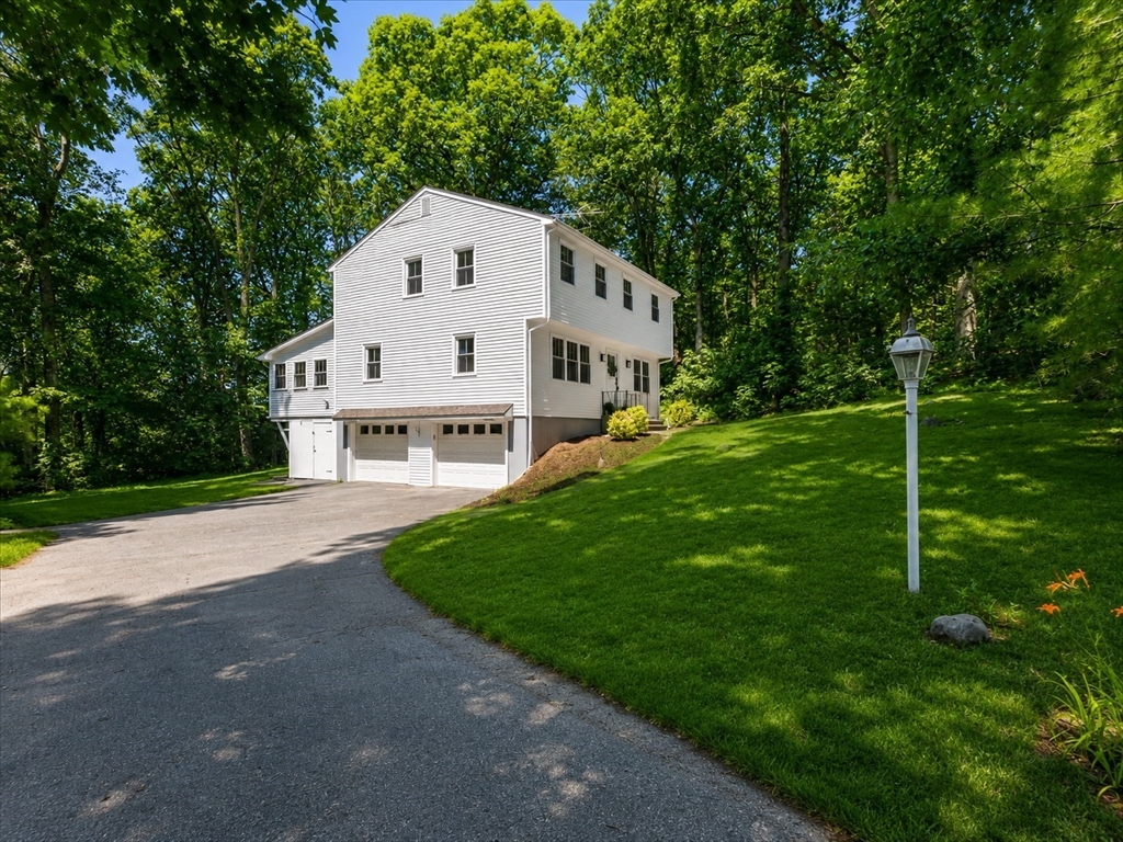 17 Farm St Property Photo 2