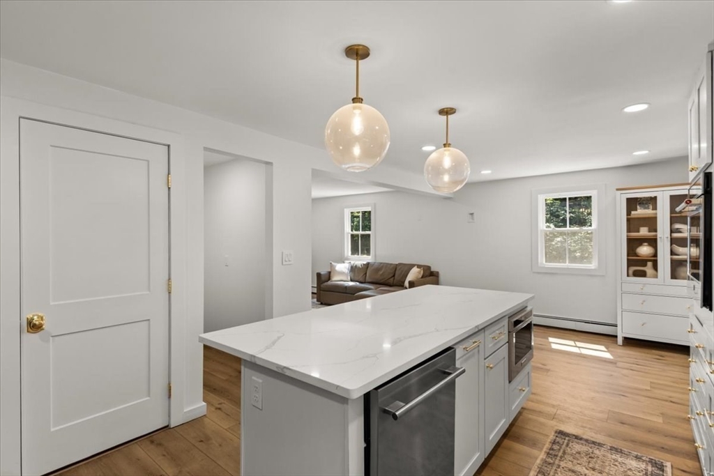 17 Farm St Property Photo 10