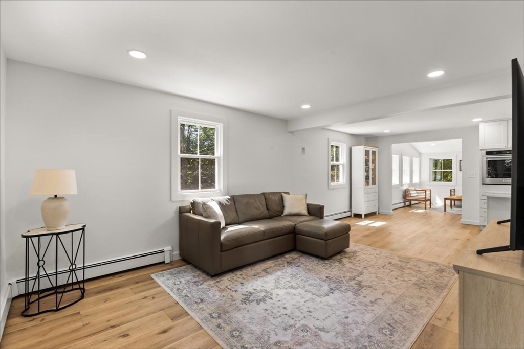 17 Farm St Property Photo 15
