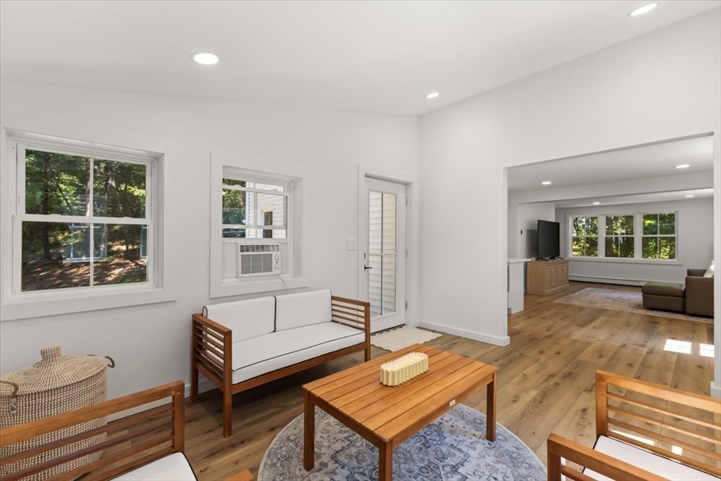 17 Farm St Property Photo 16