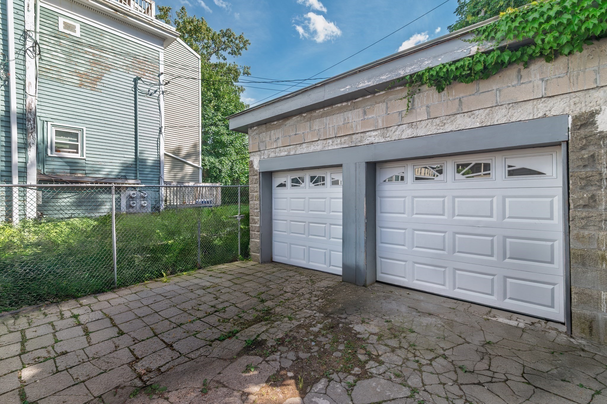 29 Esmond St Property Photo 37