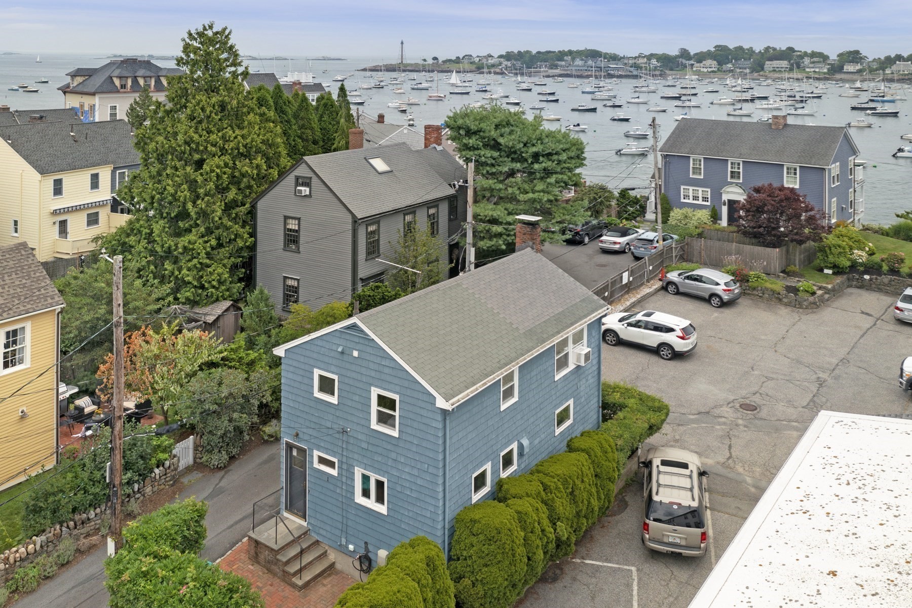 1 Goodwins Court Property Photo 24