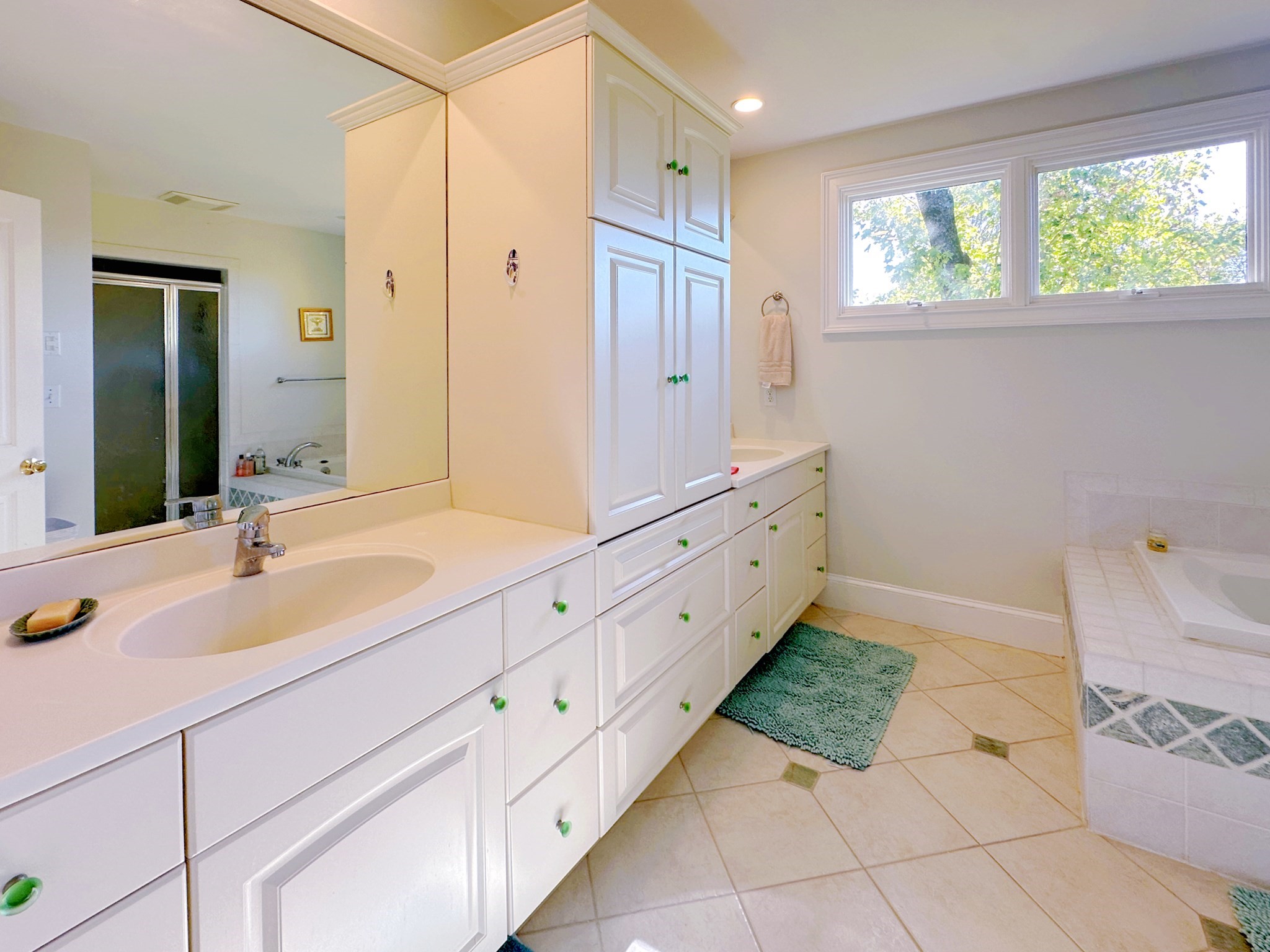 11 Oakland St Property Photo 28