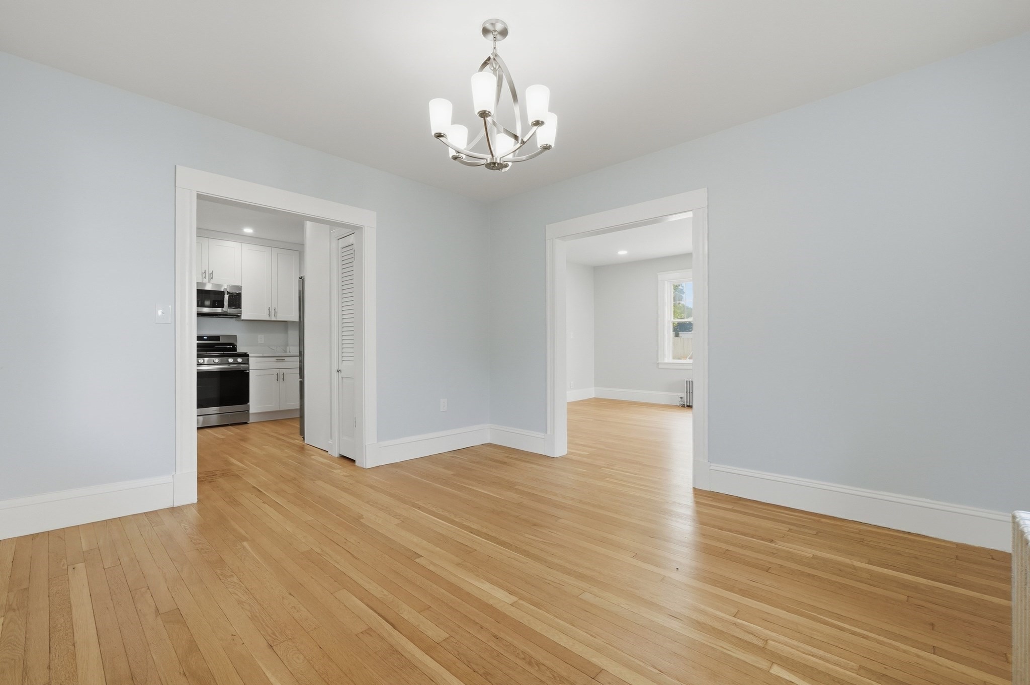 190 Manomet St Property Photo 23