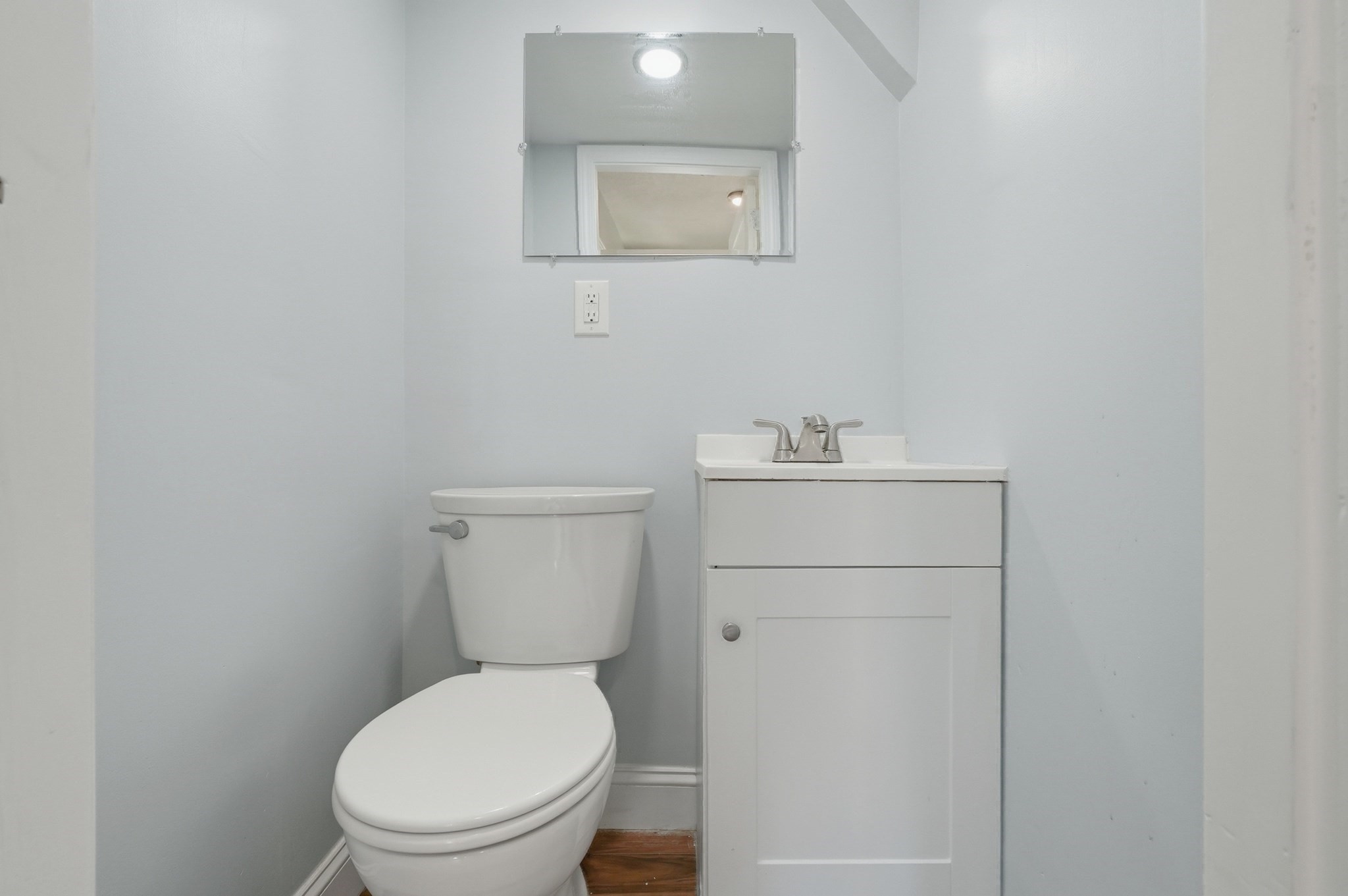 190 Manomet St Property Photo 31