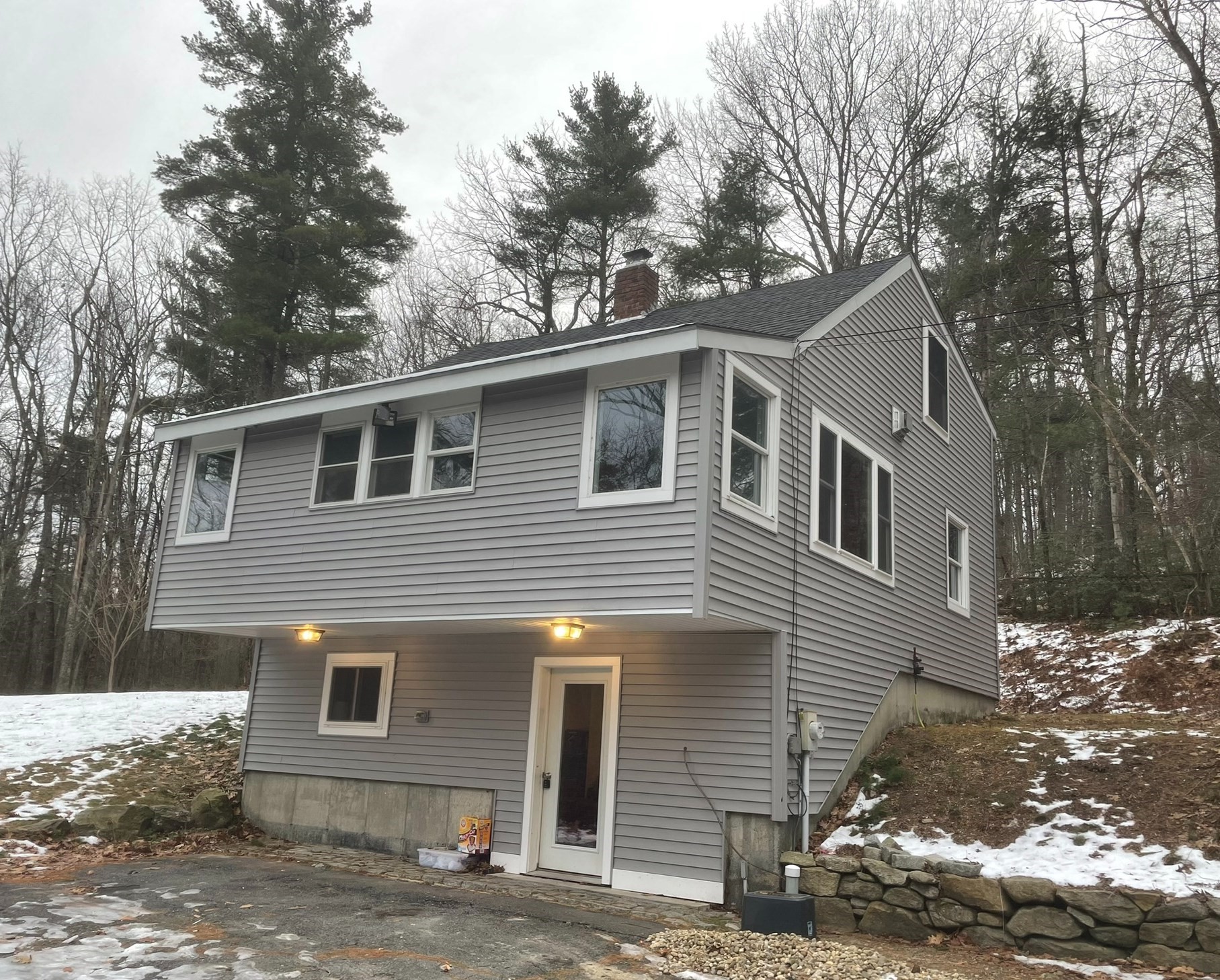 137 Deer Bay Property Photo 1
