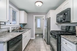 137 Deer Bay Property Photo 3