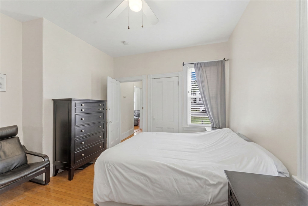 659 Washington St Property Photo 16