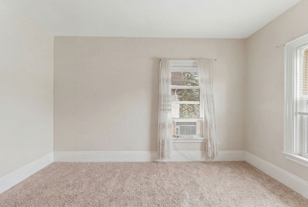 659 Washington St Property Photo 27