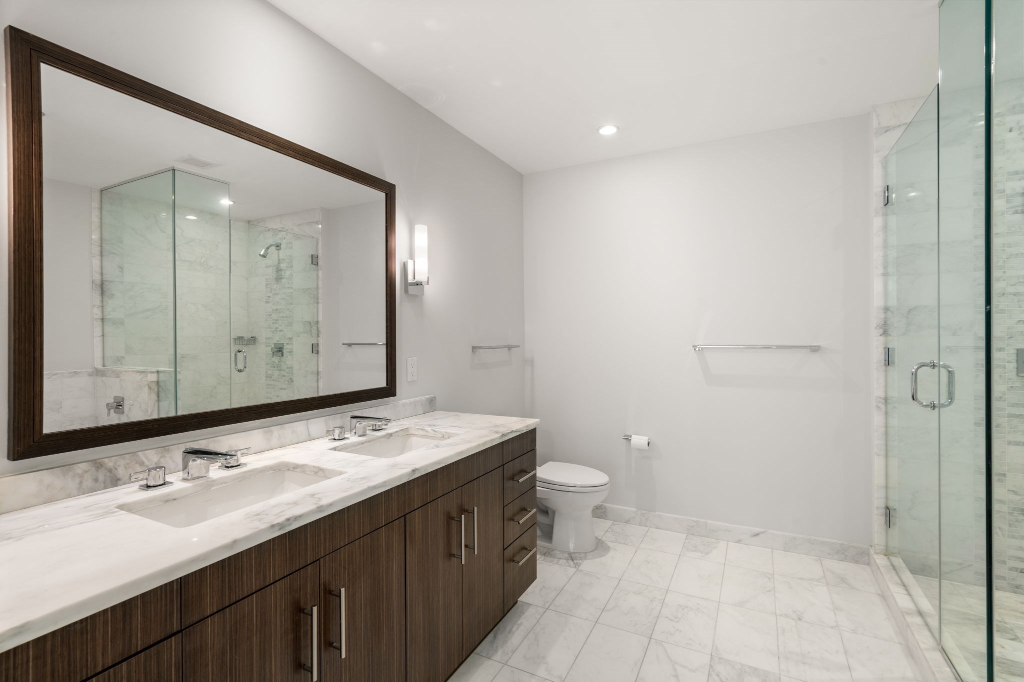 580 Washington St # 8c Property Photo 11