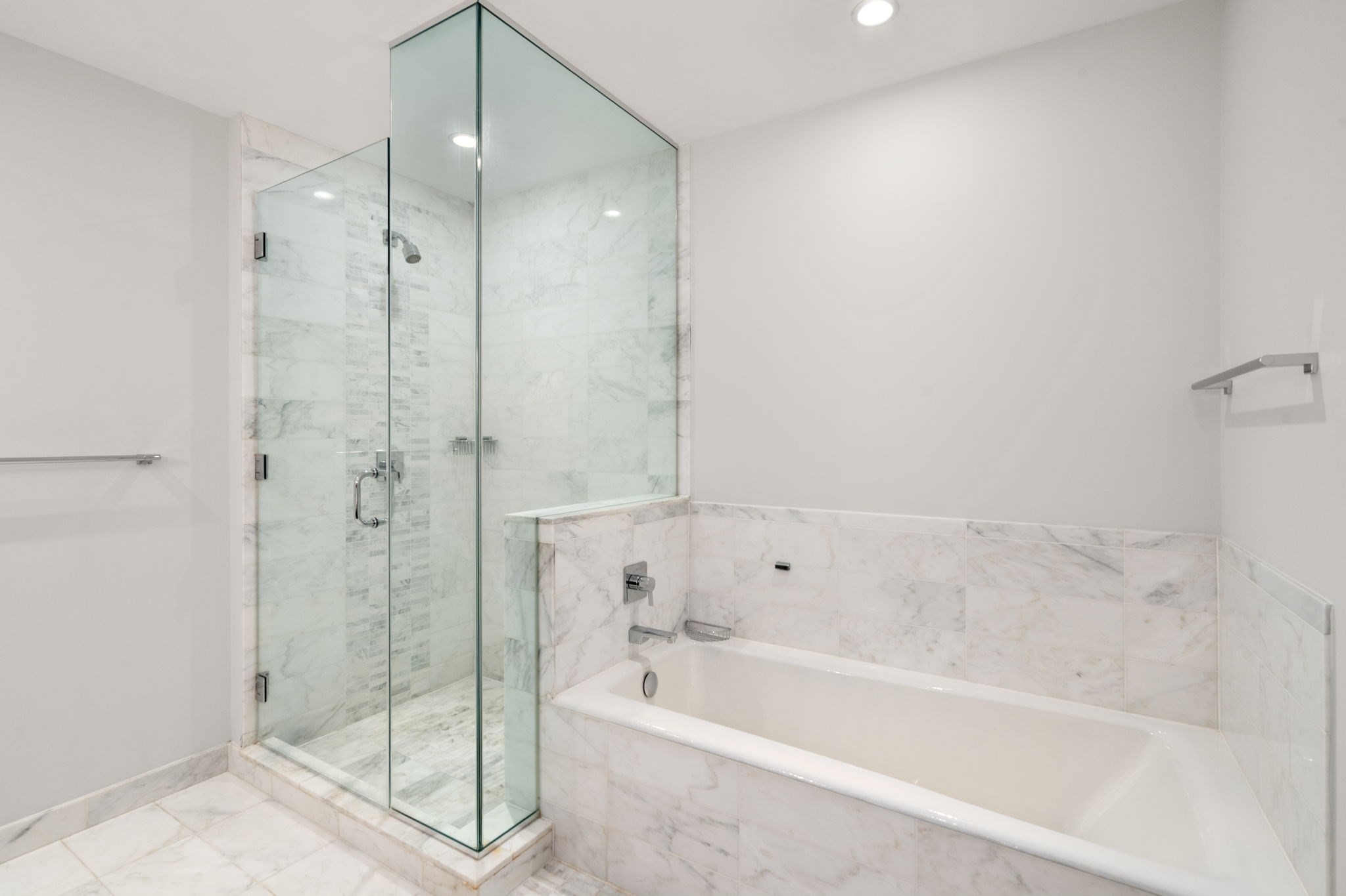 580 Washington St # 8c Property Photo 12