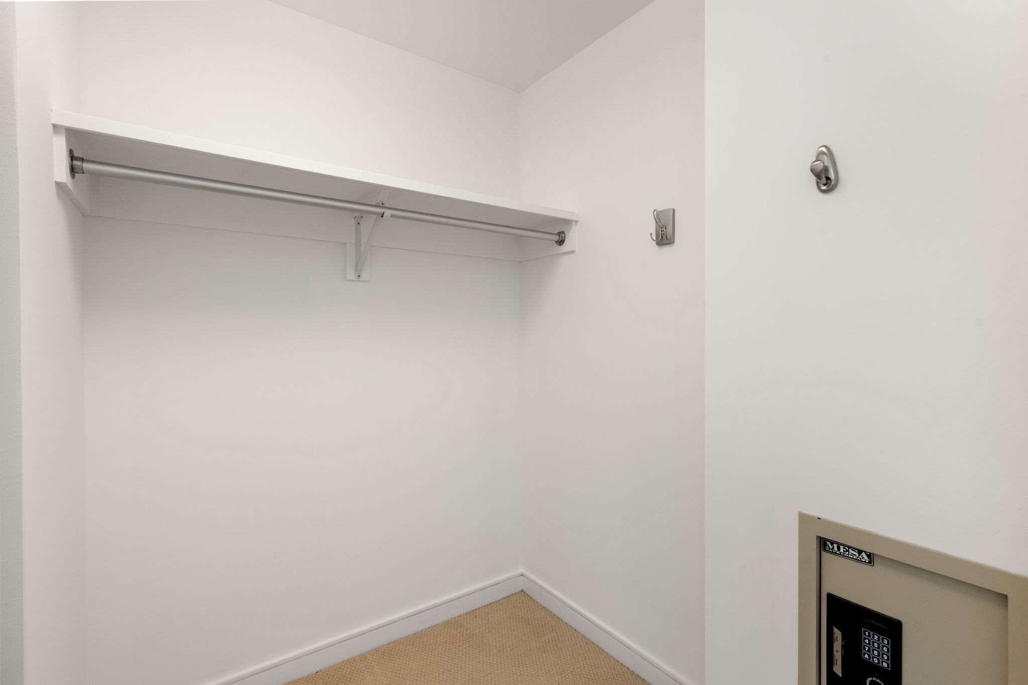 580 Washington St # 8c Property Photo 13