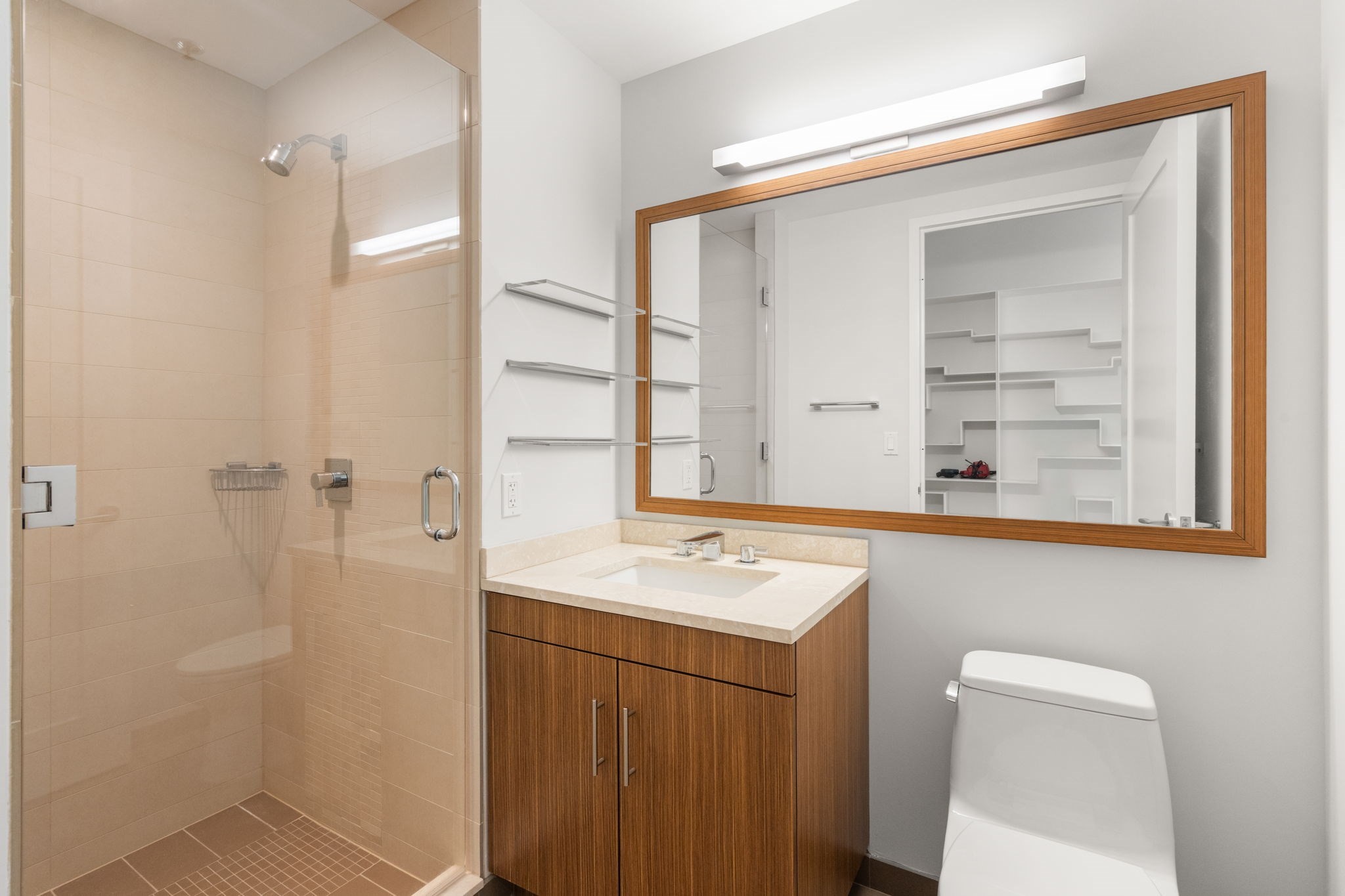 580 Washington St # 8c Property Photo 16