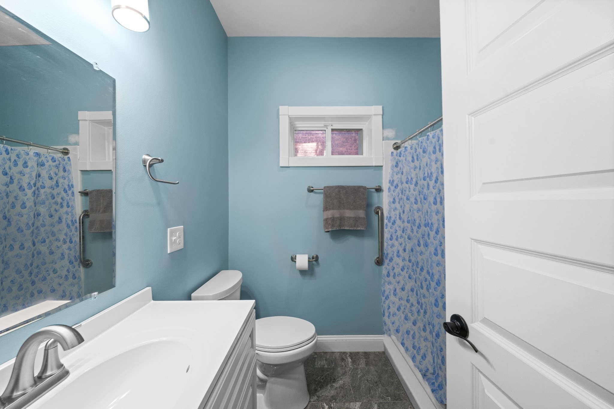 20 Linden St Property Photo 18